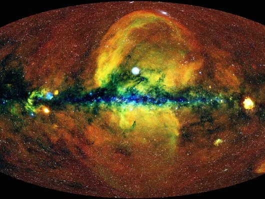 Aufnahme des Himmels im Röntgenbereich durch den Satelliten eROSITA